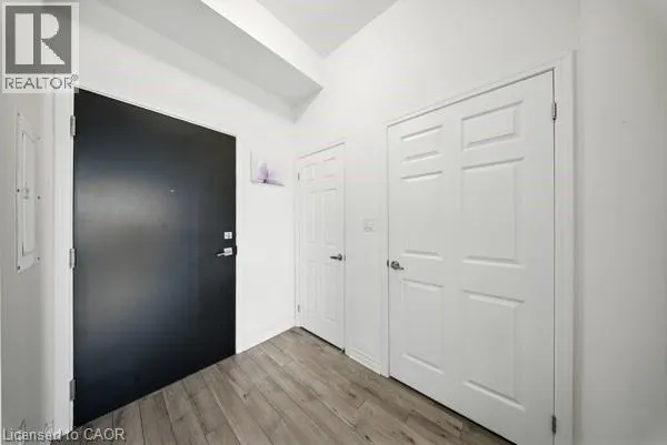 200 LAGERFELD Drive
