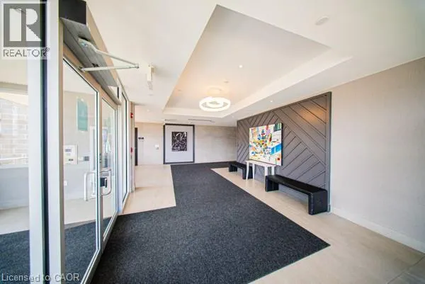 200 LAGERFELD Drive
