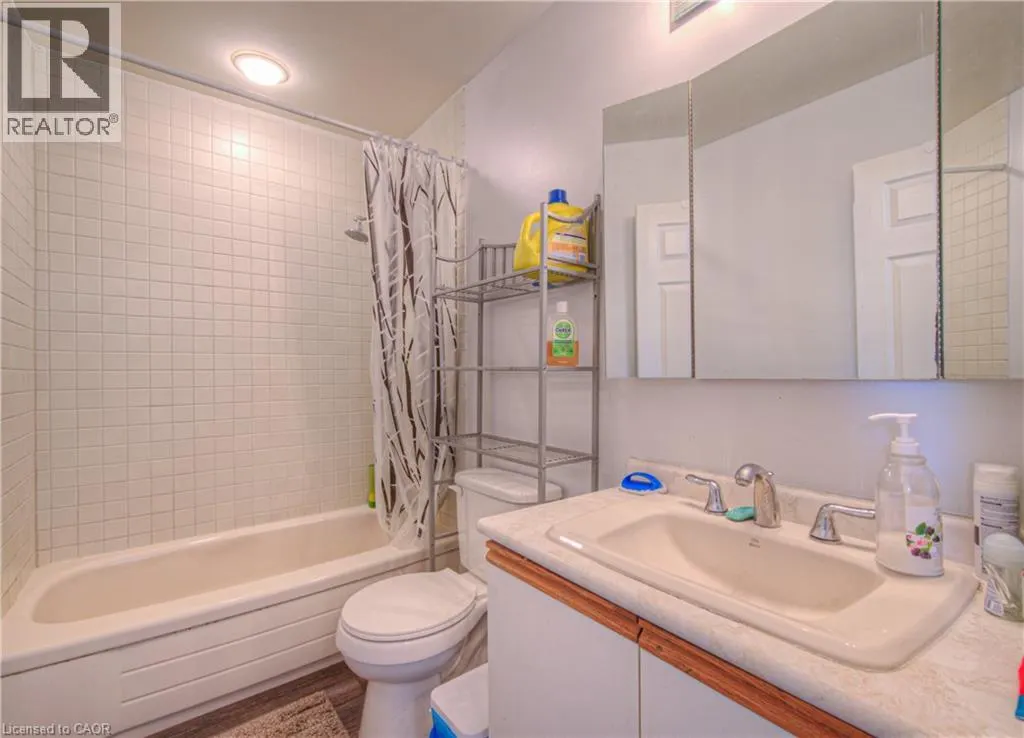 310 CHRISTOPHER Drive Unit# 15, #15