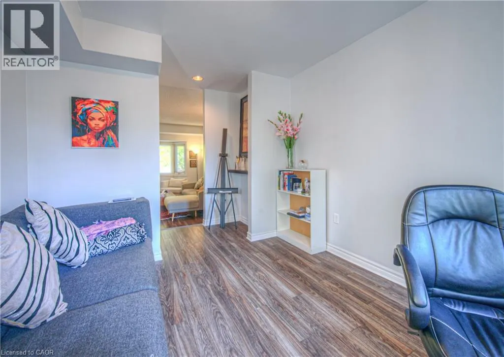 310 CHRISTOPHER Drive Unit# 15, #15