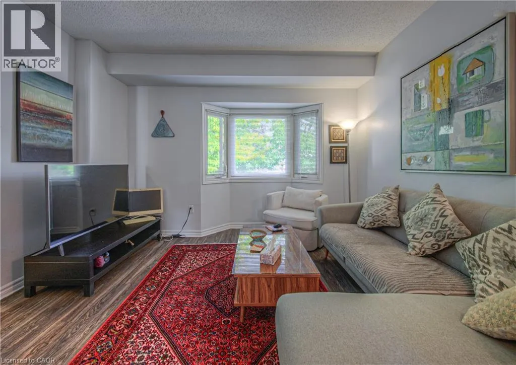 310 CHRISTOPHER Drive Unit# 15, #15