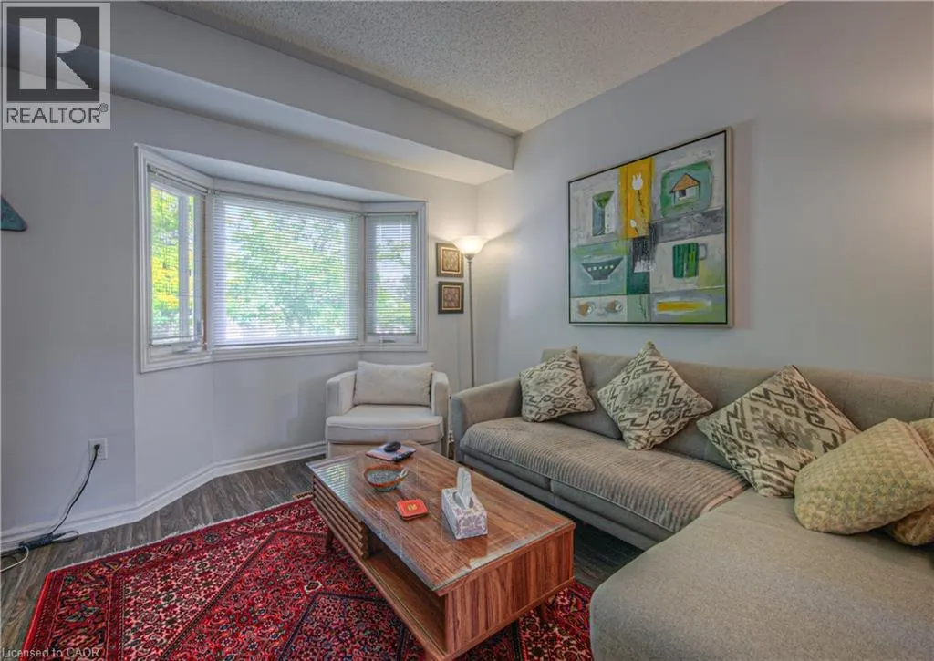 310 CHRISTOPHER Drive Unit# 15, #15