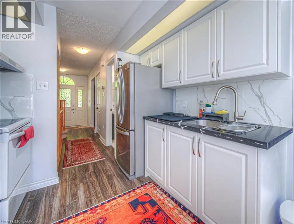 310 CHRISTOPHER Drive Unit# 15, #15