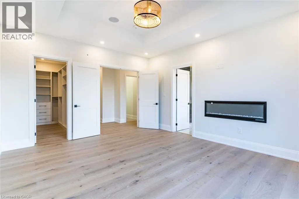256 MOUNTAIN Road
