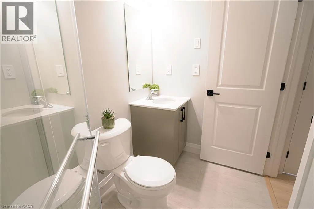 10 SOUTH CREEK Drive Unit# 2, #2