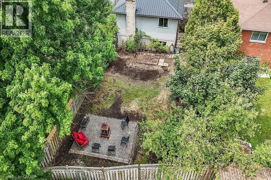 44 RAVINE Crescent