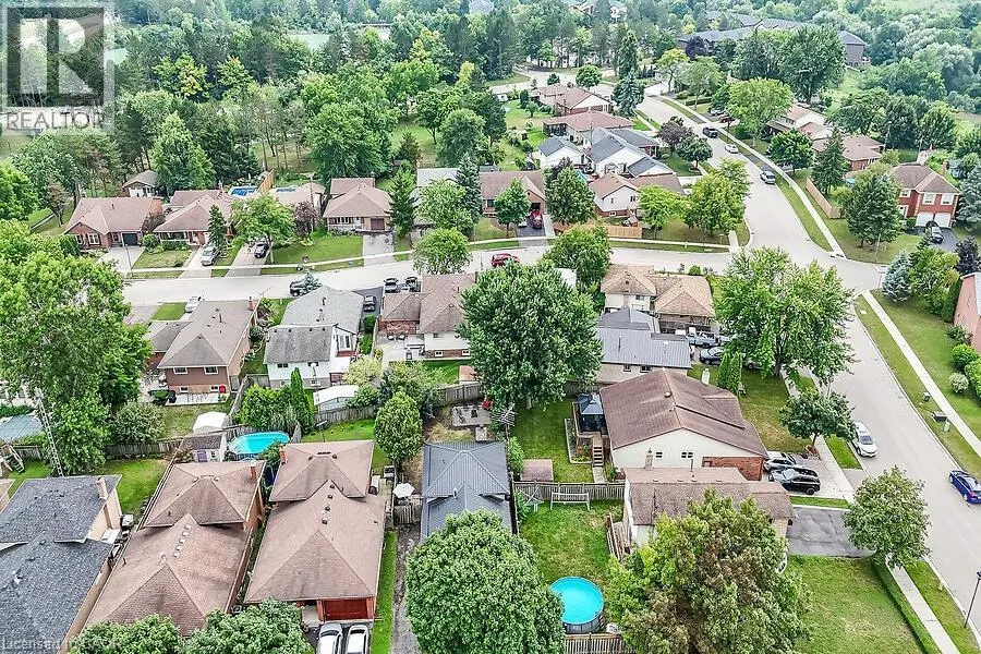 44 RAVINE Crescent