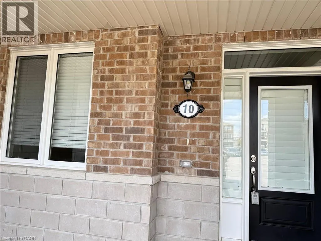 10 DAYLILY LANE Lane