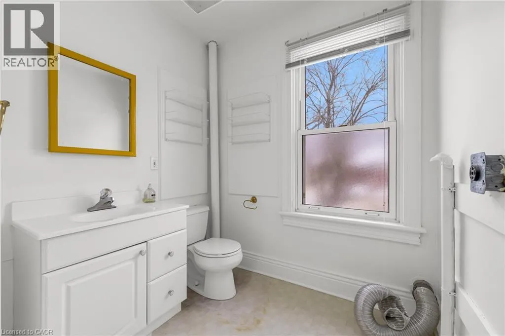 23 ELM Street Unit# Upper, #Upper