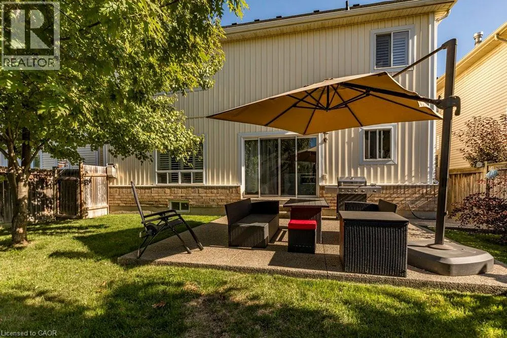 15 BUTTERCUP Crescent