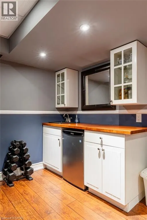 15 BUTTERCUP Crescent