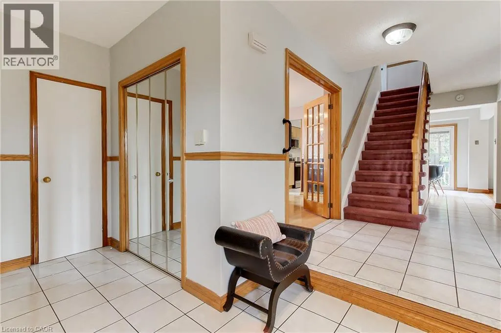 2 NUTTALL Street