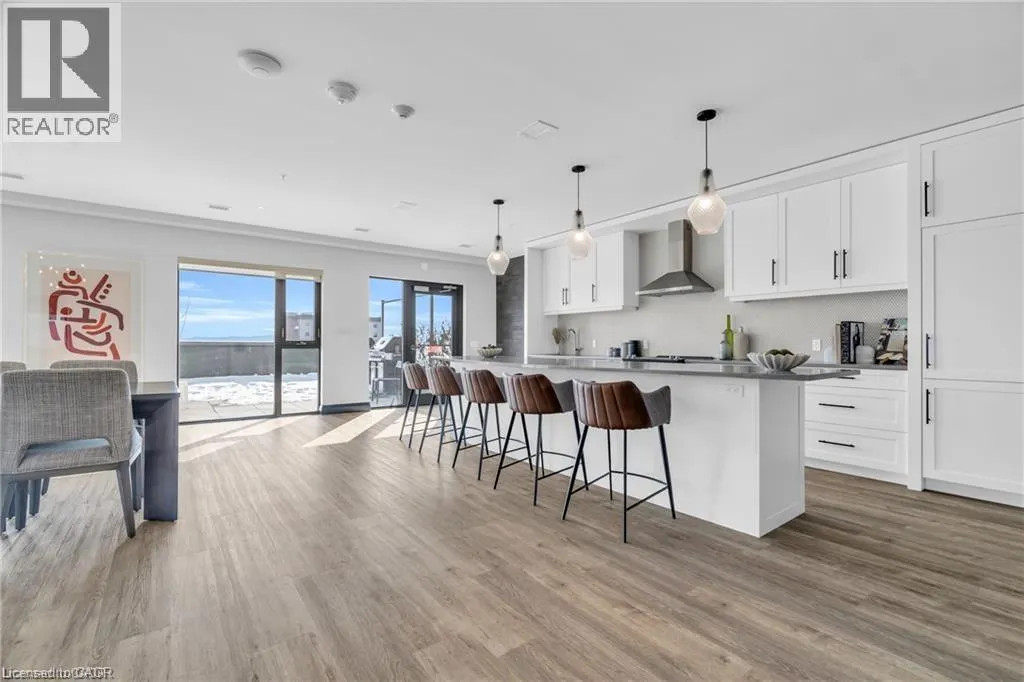 15 GLEBE Street Unit# 1211, #1211