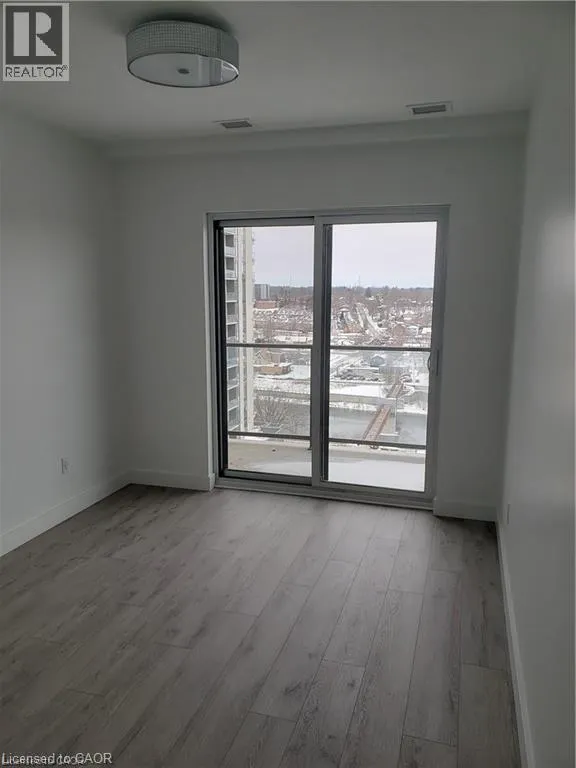 15 GLEBE Street Unit# 1211, #1211
