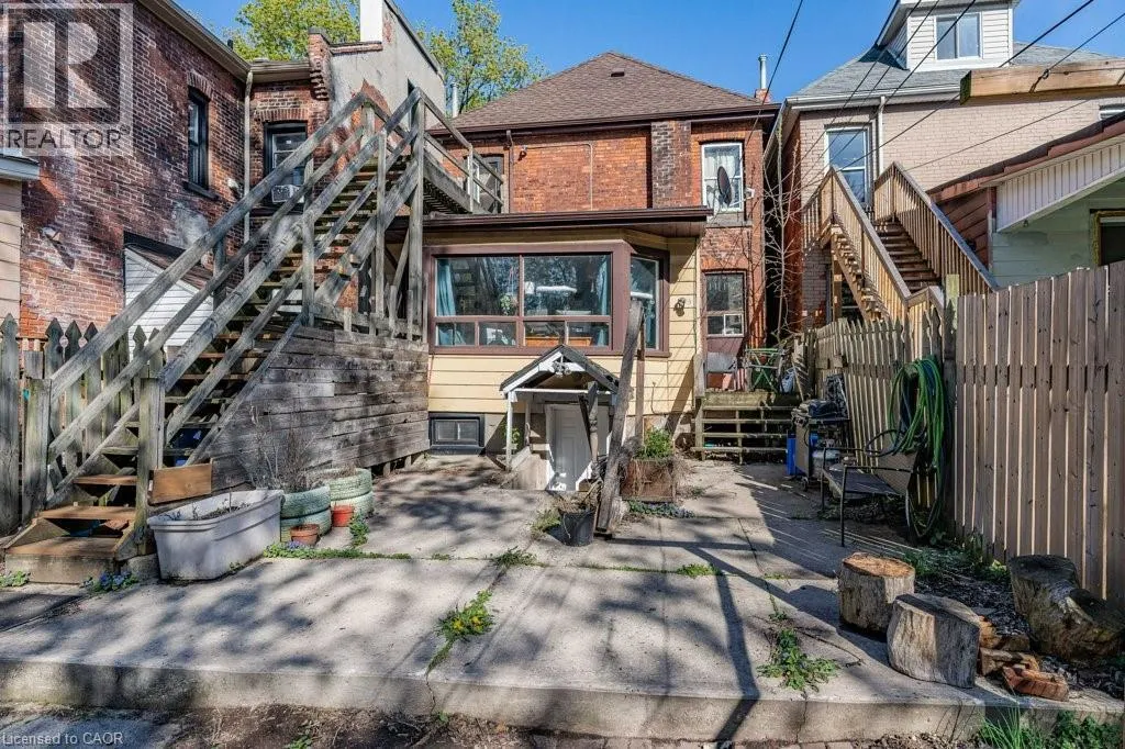 58 ERIE Avenue