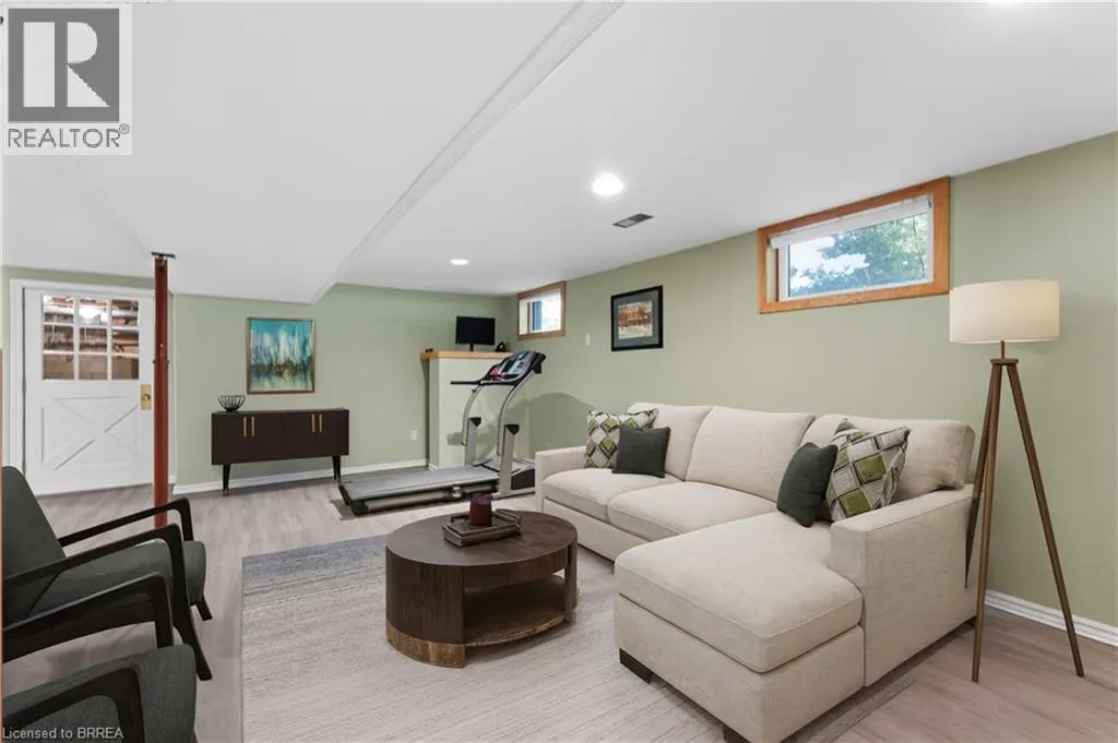 119 WEST RIVER Road