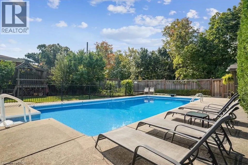 70 COUNTRY CLUB Drive