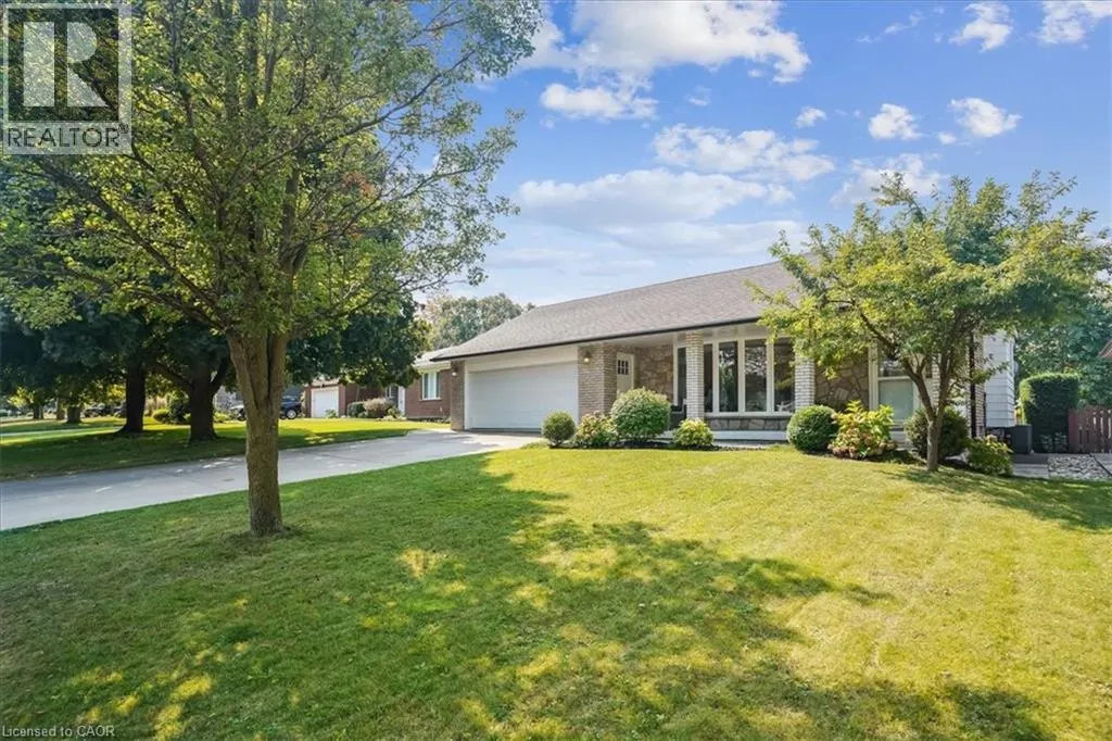 70 COUNTRY CLUB Drive