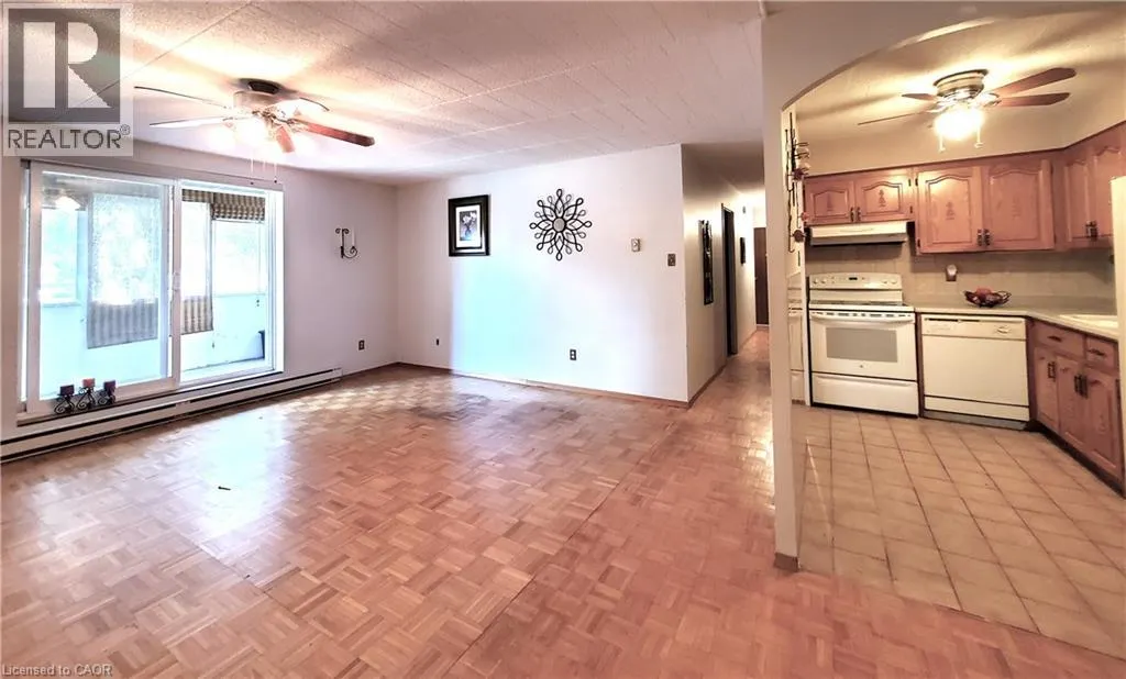 6 WALTON Avenue Unit# 104, #104