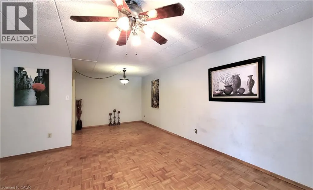 6 WALTON Avenue Unit# 104, #104