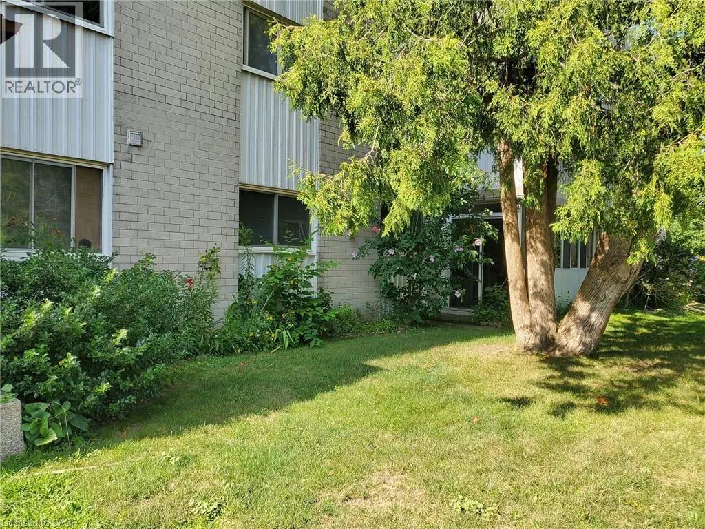 6 WALTON Avenue Unit# 104, #104