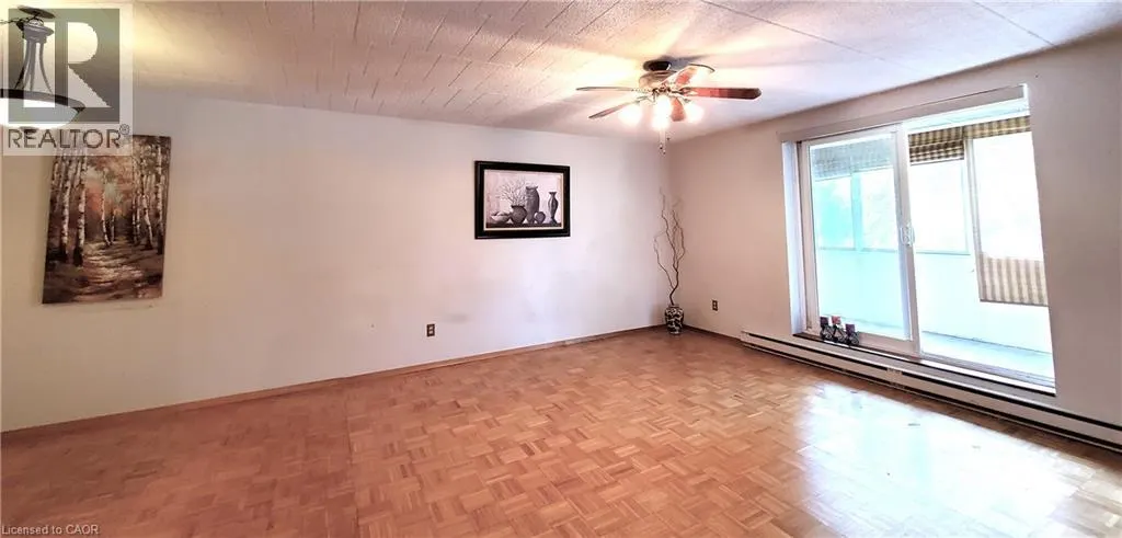 6 WALTON Avenue Unit# 104, #104