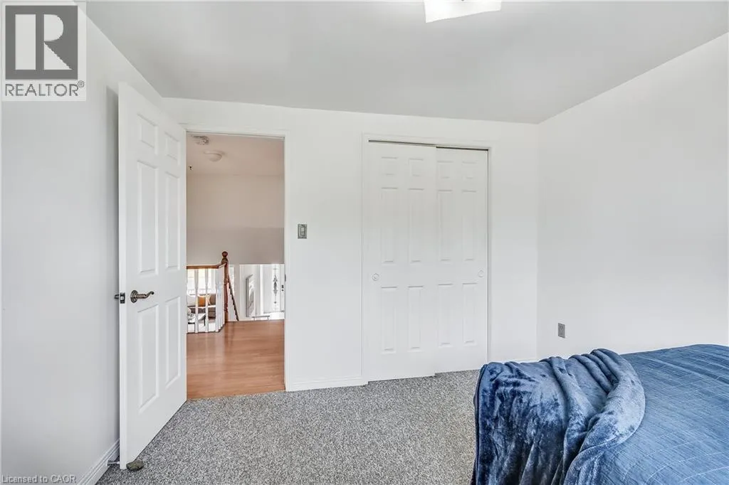 9 VALANNA Court