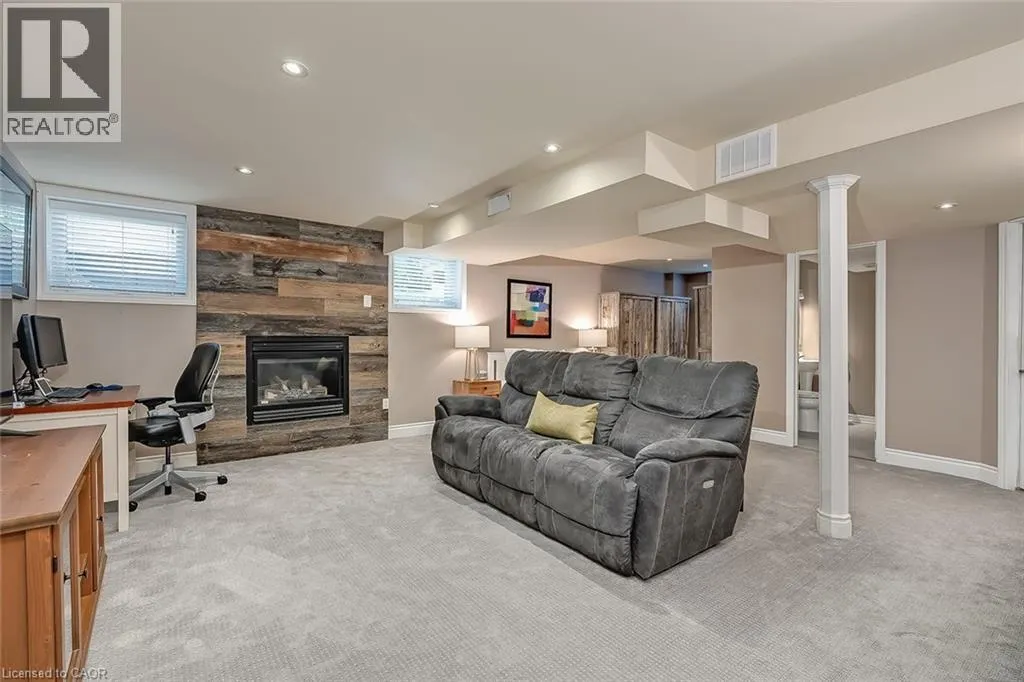 5586 CHURCHILL MEADOWS Boulevard