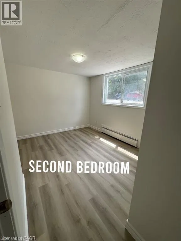 6 ELMSDALE Drive Unit# 1, #1