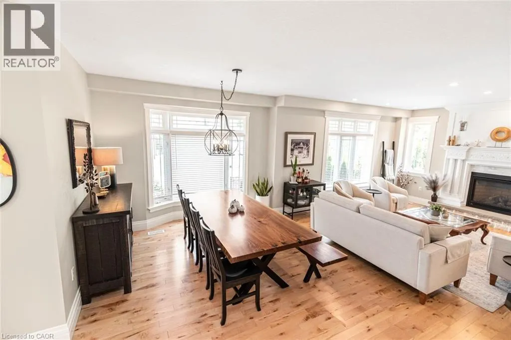 3 COPPERHILL Court