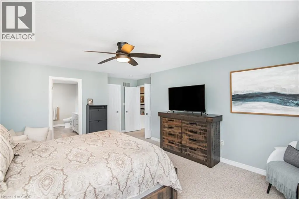 3 COPPERHILL Court