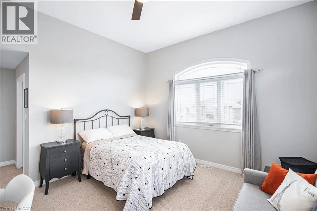 3 COPPERHILL Court