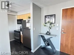 215 QUEEN Street E Unit# 711, #711