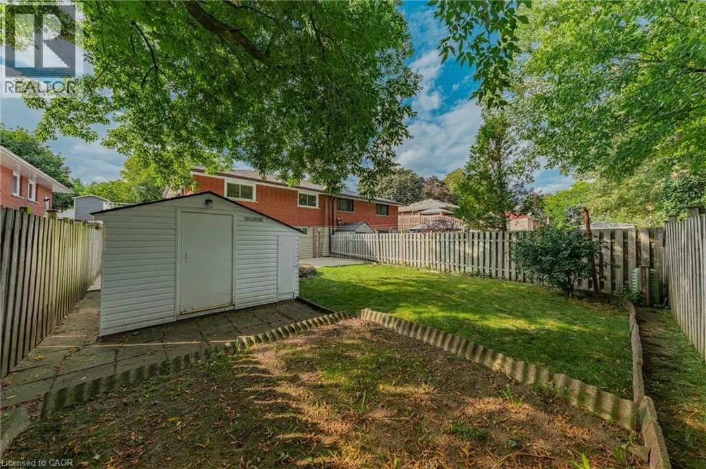 55 LAURIS Avenue