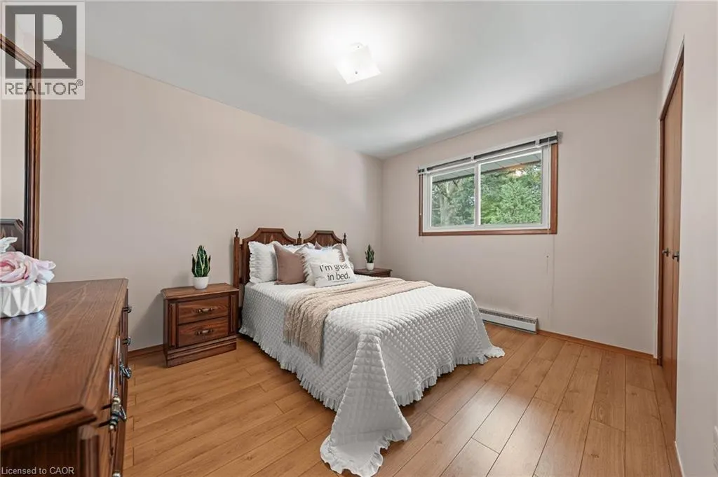 55 LAURIS Avenue