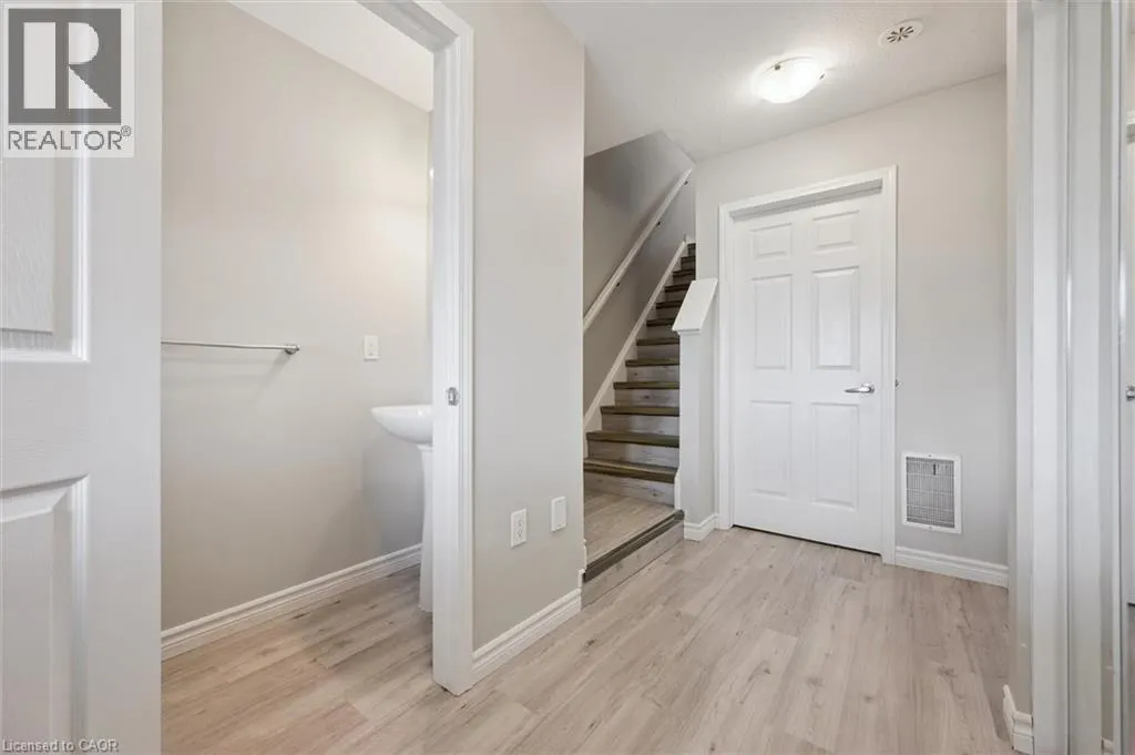 99 GLENVISTA Drive