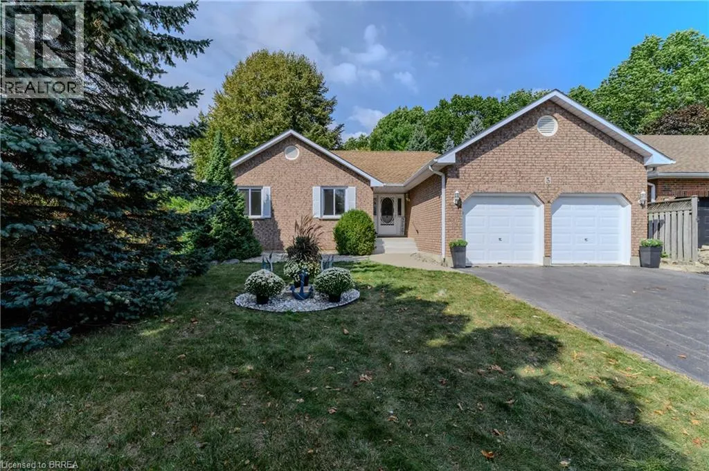 5 NEWPORT Lane