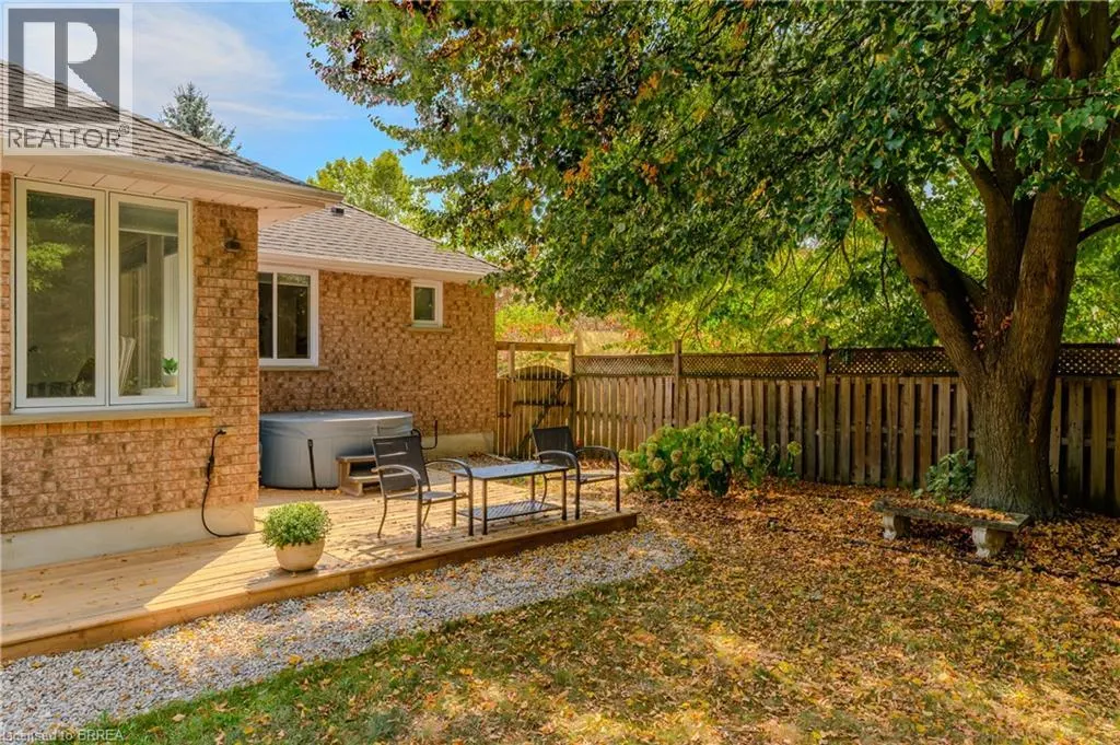 5 NEWPORT Lane
