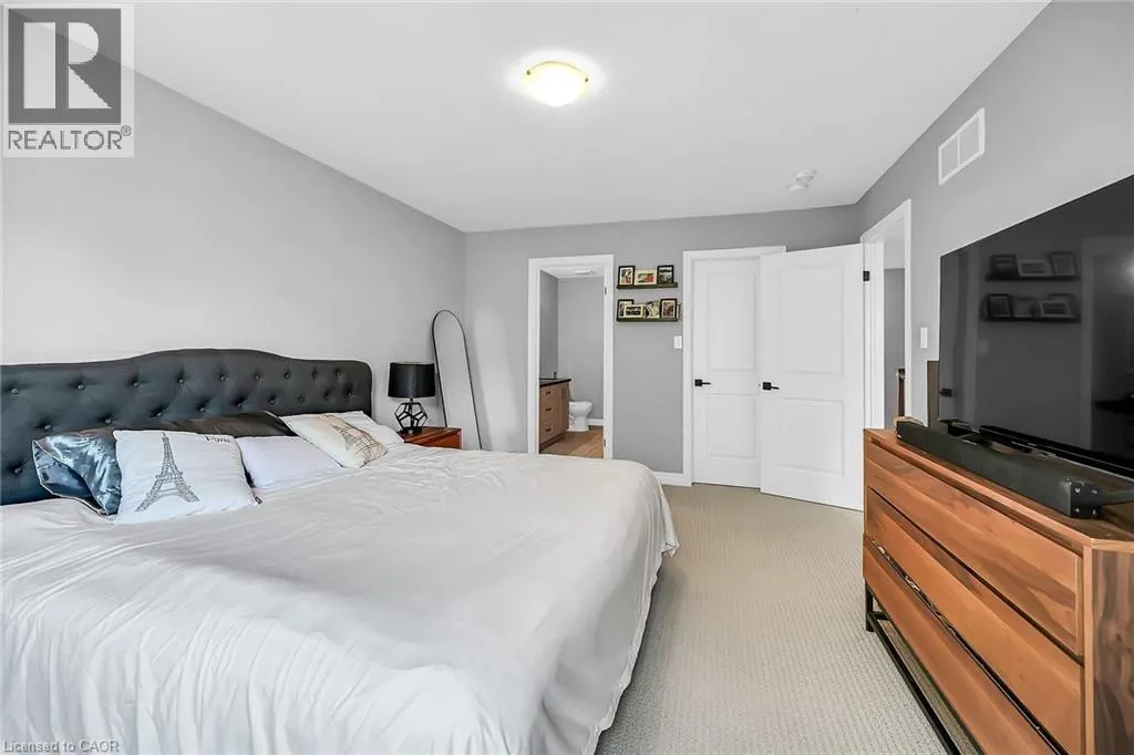 120 VINEBERG Drive Unit# 4, #4
