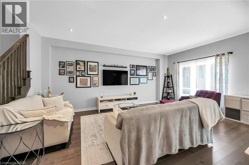 120 VINEBERG Drive Unit# 4, #4