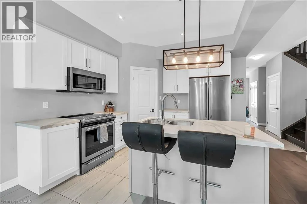 120 VINEBERG Drive Unit# 4, #4