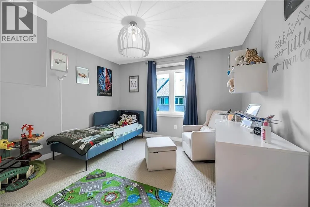 120 VINEBERG Drive Unit# 4, #4