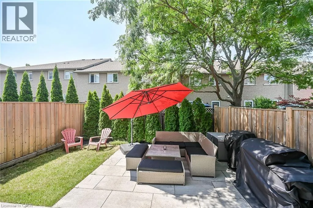 120 VINEBERG Drive Unit# 4, #4