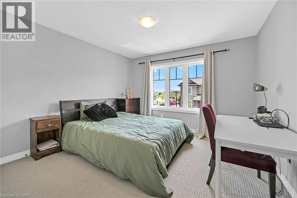 120 VINEBERG Drive Unit# 4, #4