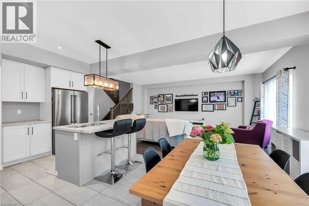 120 VINEBERG Drive Unit# 4, #4