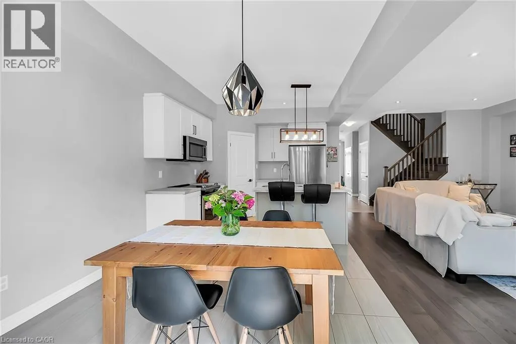 120 VINEBERG Drive Unit# 4, #4