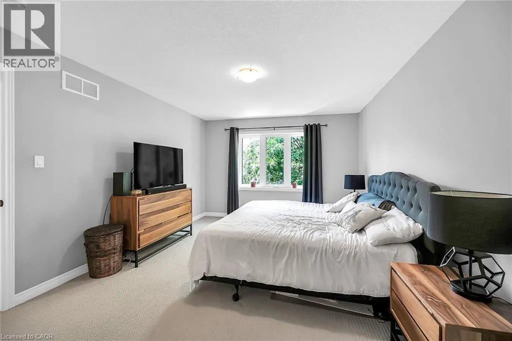 120 VINEBERG Drive Unit# 4, #4