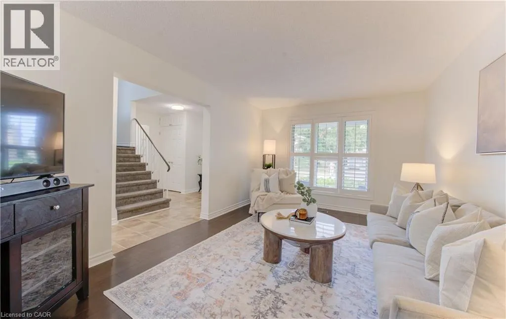 43 WINDING Way
