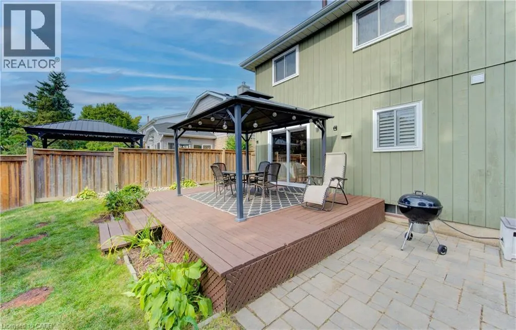 43 WINDING Way
