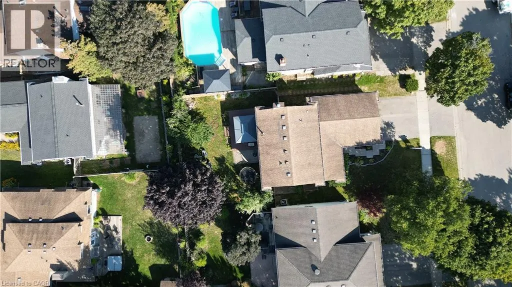 43 WINDING Way